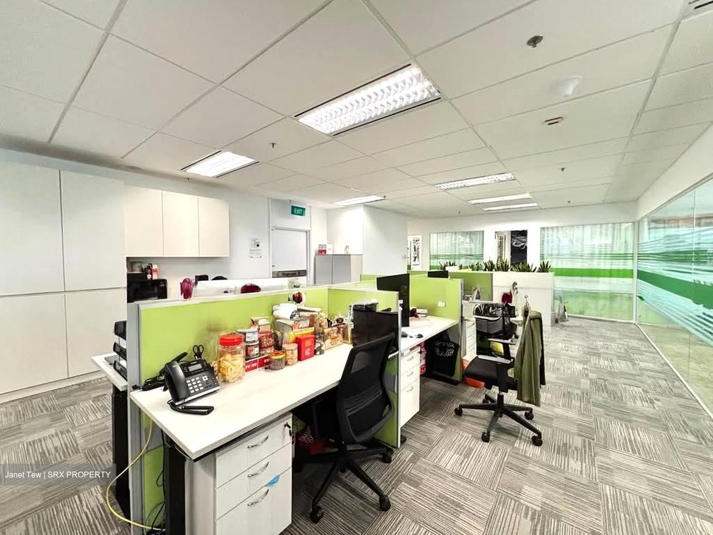 United Square (D11), Office #556270361